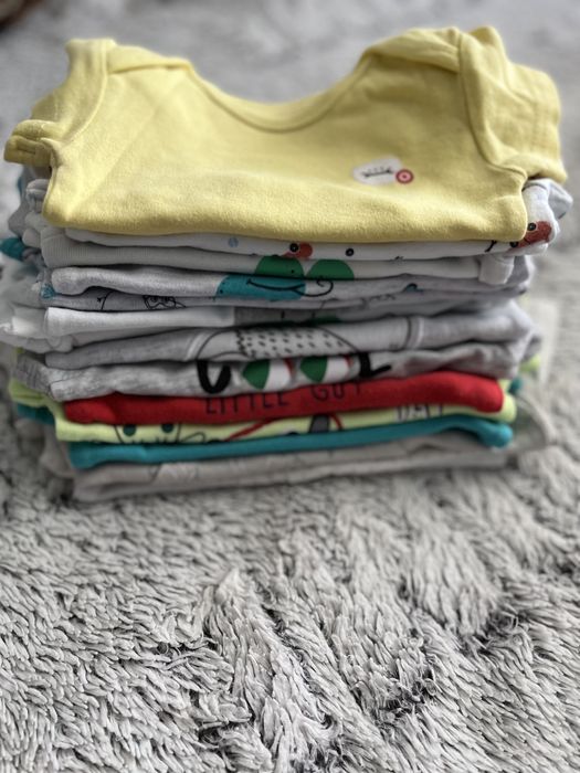 Komplet 15 sztuk BODY na krótki rękaw 62-68 cm