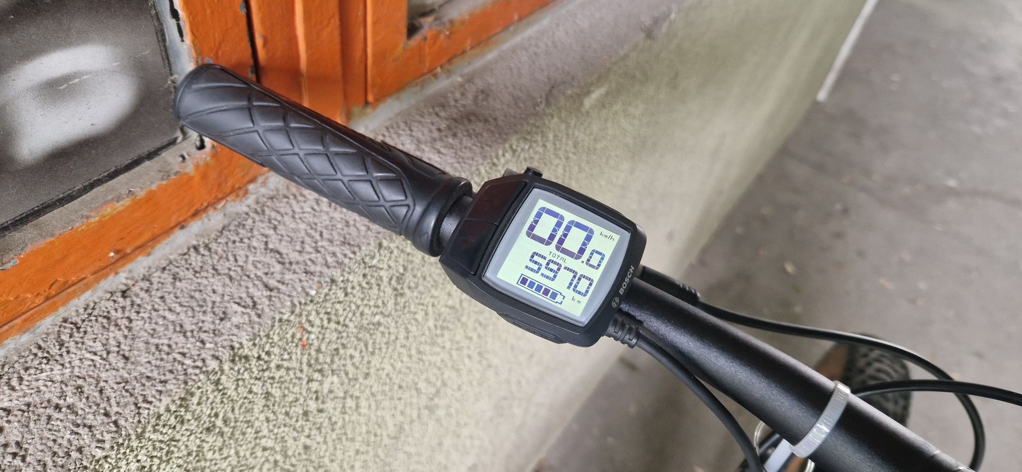 Cube Reaction Hybrid Pro 500
