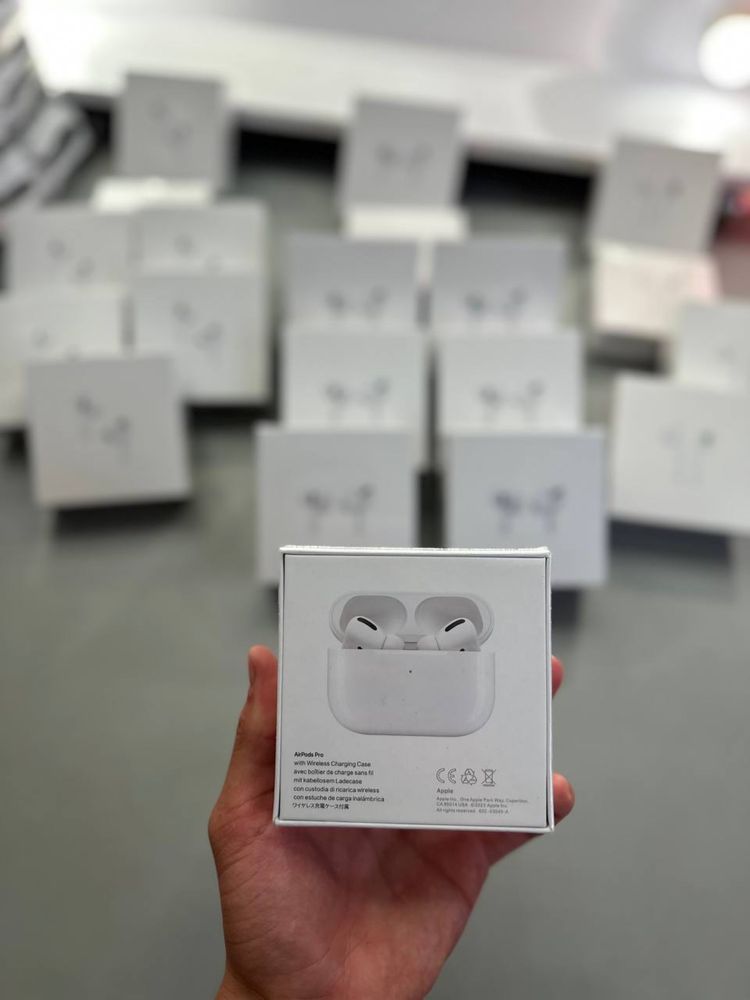 Навушники AirPods 2, 3, Pro