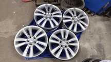 Felgi Aluminiowe Hyundai 5x114.3  6.5jx18  ET48  Komplet 4-szt