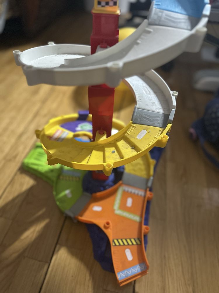 Ігровий набір VTech Go! Go! Smart Wheels Ultimate Corkscrew Tower Вежа