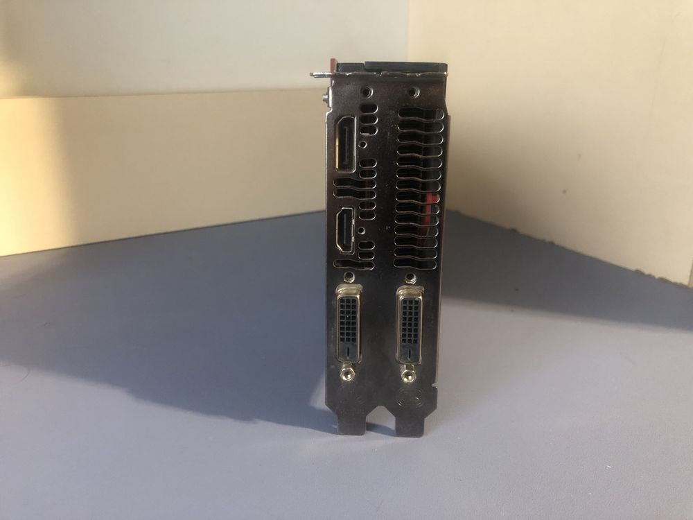Відеокарта amd Radeon r9 290x 4gb