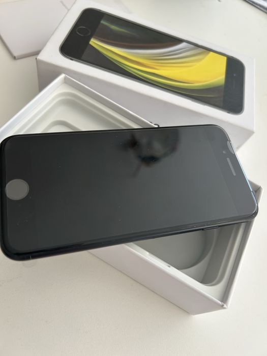 Iphone SE novo na caixa