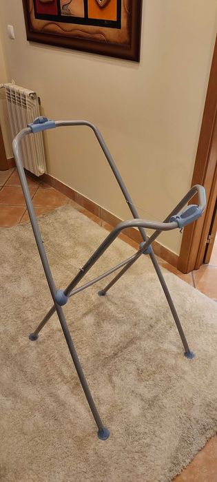 Banheira com suporte da Bebé Confort