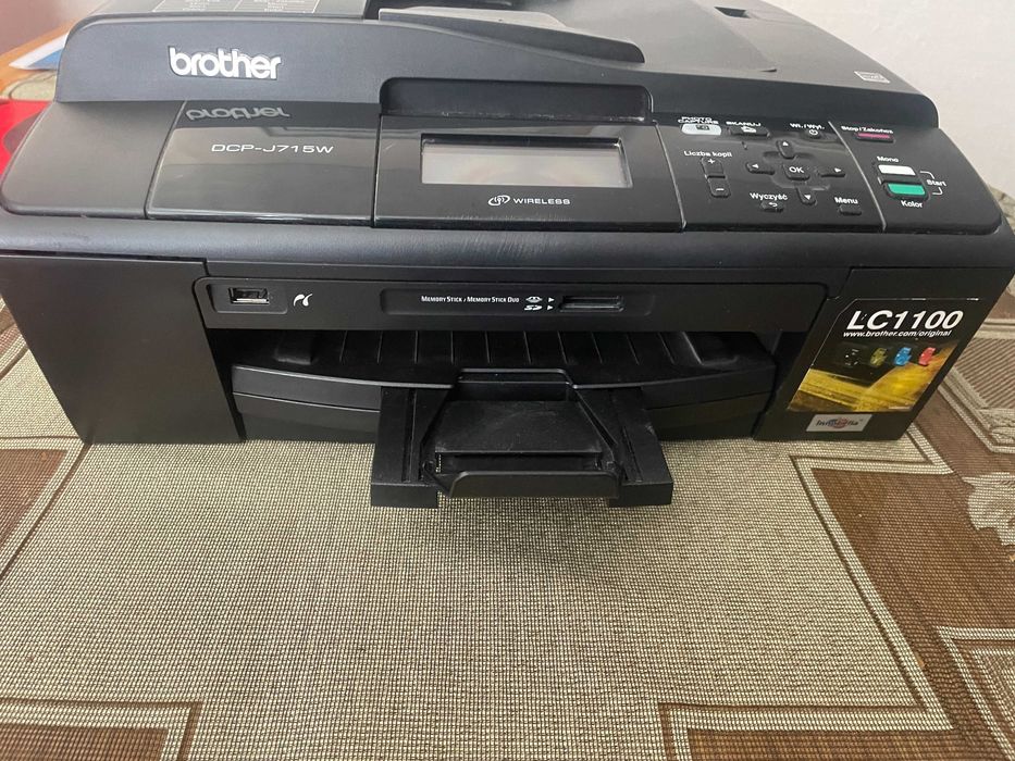Drukarka wielofunkcyjna atramentowa (kolor) Brother DCP-J715W