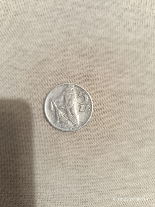 Pilnie sprzedam monetę widoczną na zdjęciu