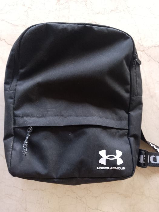 Рюкзак Under Armour UA Loudon Backpack SM черный. Молнии YKK.