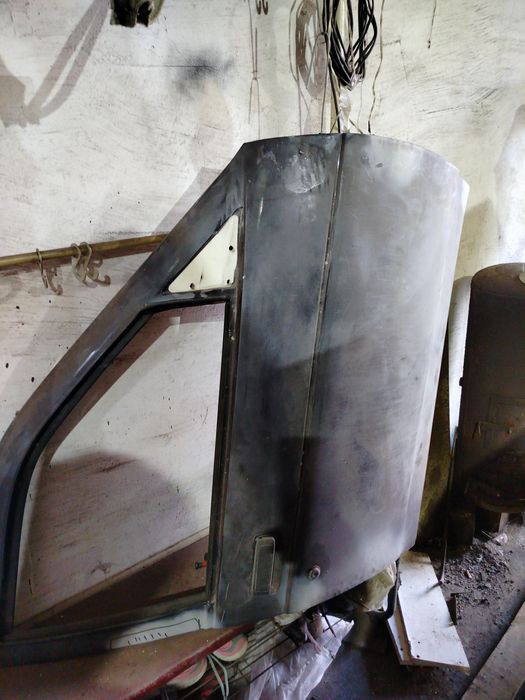 Дверь 2110 передняя правая