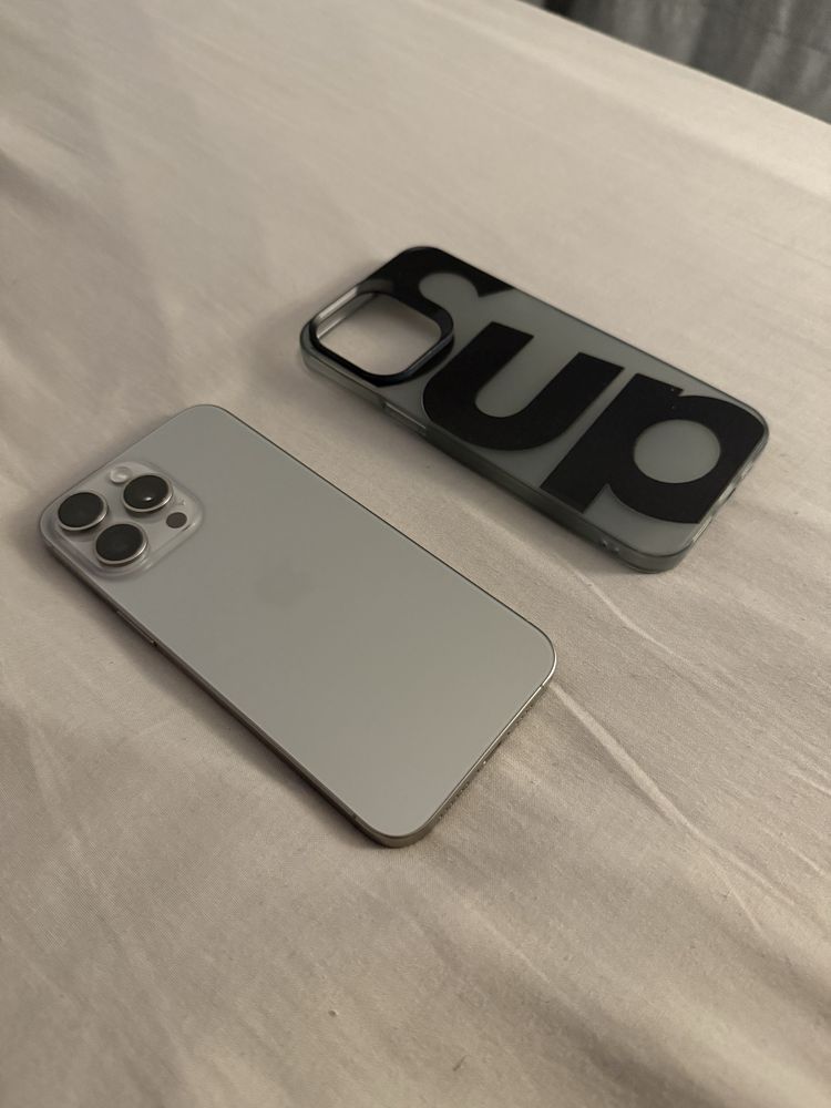 Iphone 15 pro max 256gb como novo