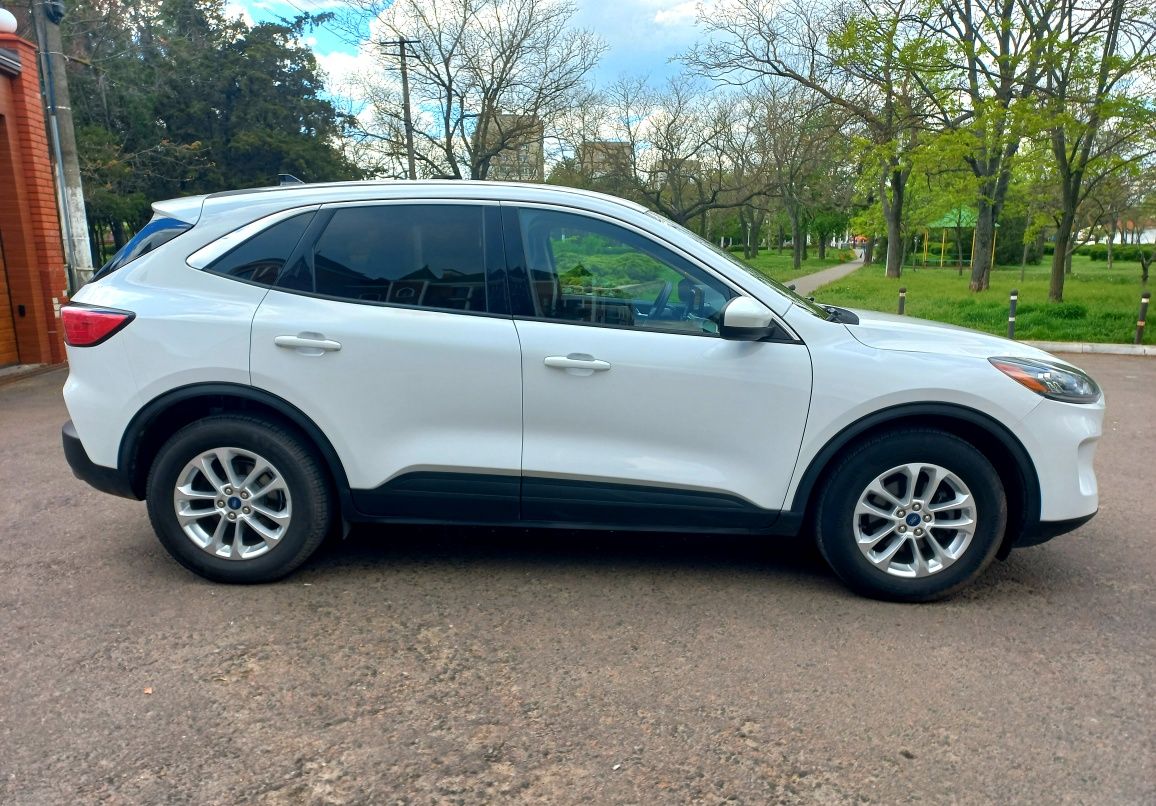 Продам Ford Escape 2019