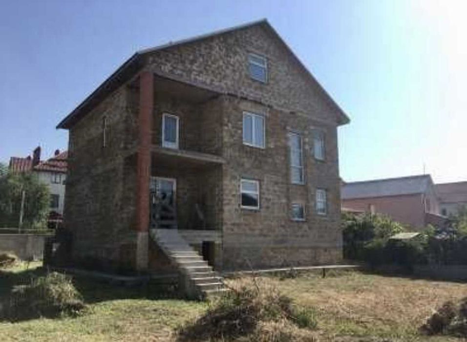 Дом (коробка) с ракушечника в Лесках