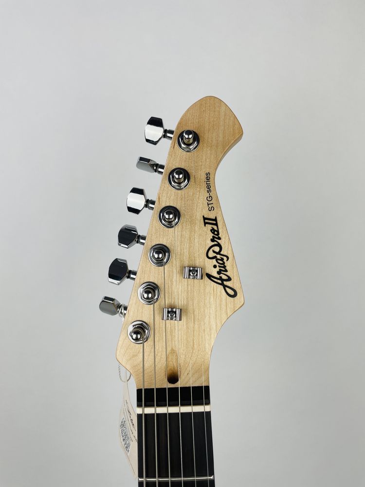 Gitara typu Stratocaster Aria Pro II STG-003 - nowa, gotowa do gry