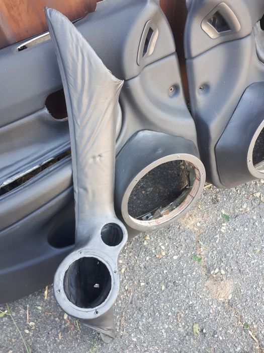 Продам карти дверей та стійки Деу Нубіра під автозвук