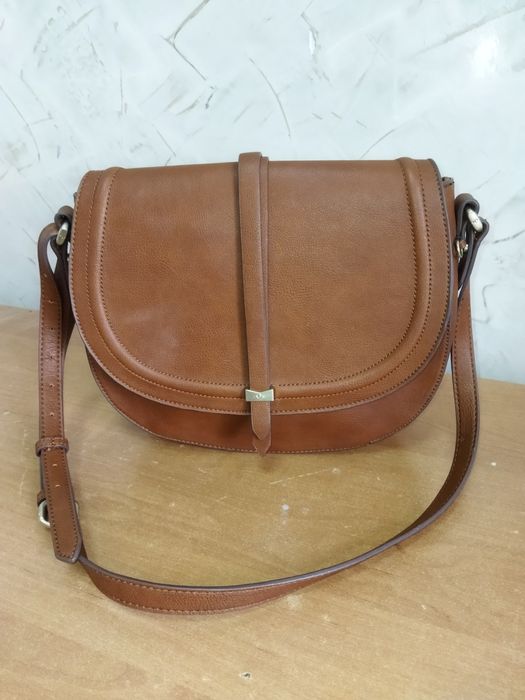 Сумка крос-боді з штучної шкіри