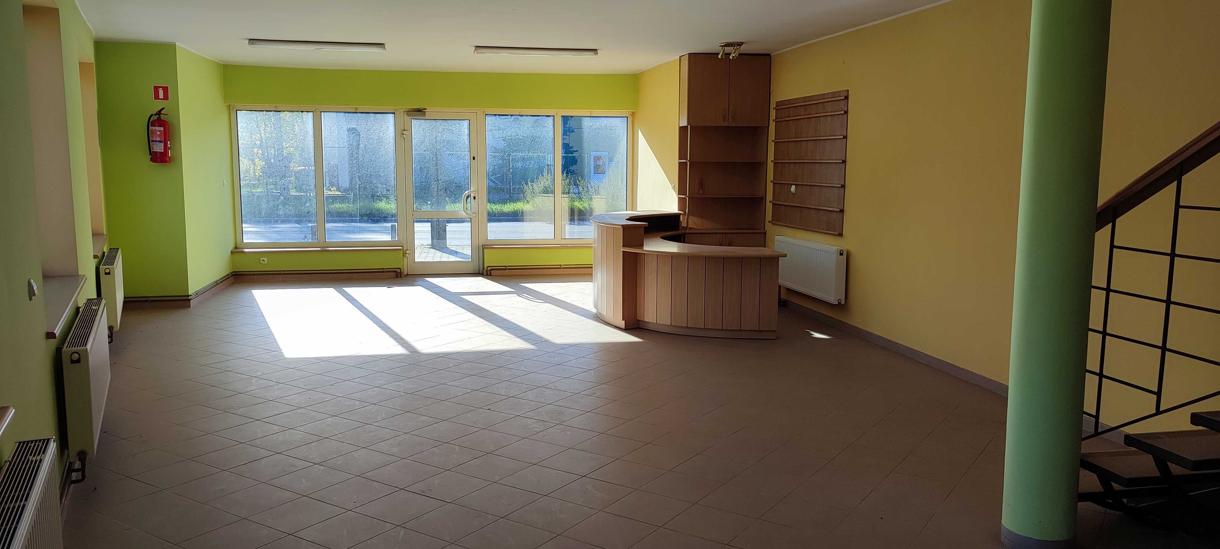 Lokal handlowo-usługowy 140m2 (ul. Głowackiego) - do wynajęcia.