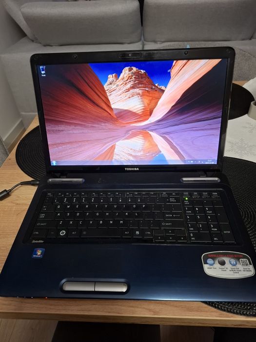 Laptop toshiba sprawny