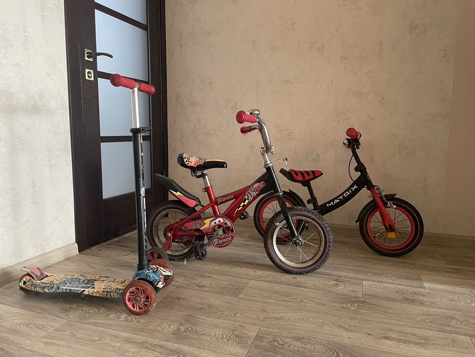 Беговел дитячий б/в