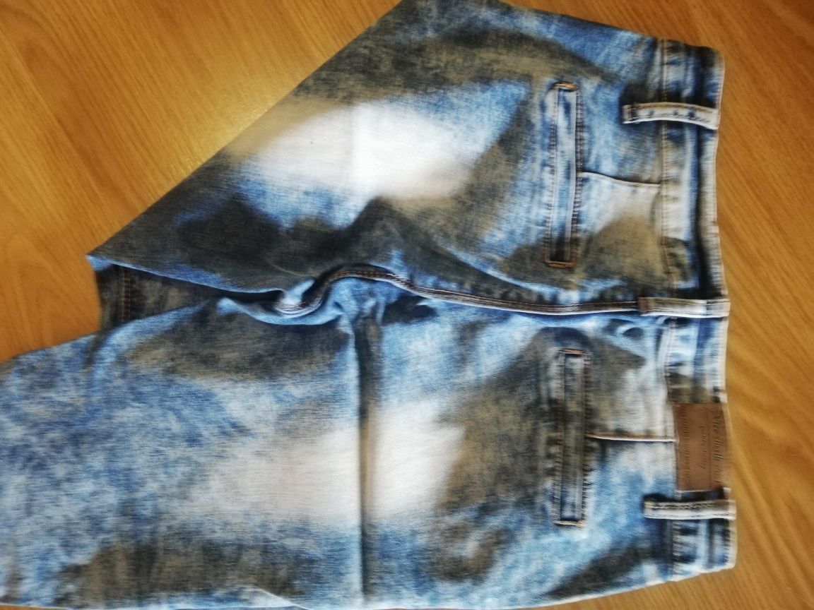 Spodnie jeans przecierane L