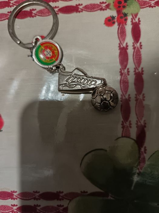 Portas chaves sapatilha com bola o  Portugal + brindes