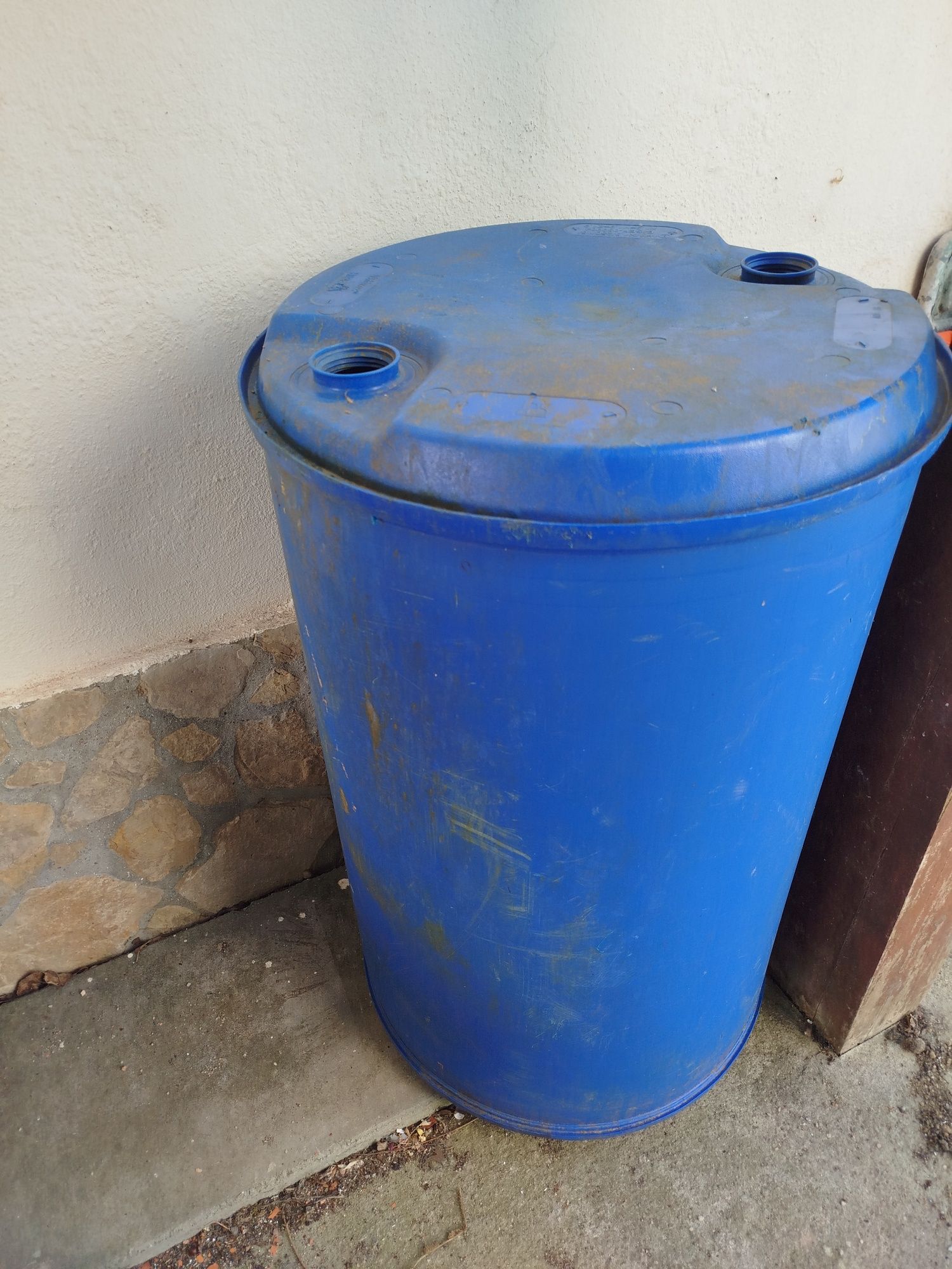 Barril de plástico
