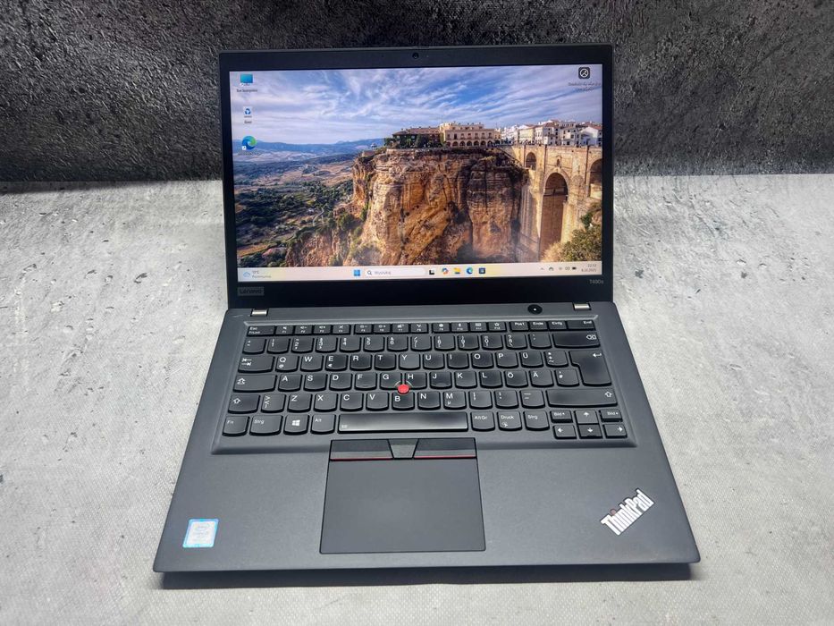 Thinkpad T490s / i5 8365u 4.1GHz / 16GB DDR4 / 256 SSD / 14 FHD / W11