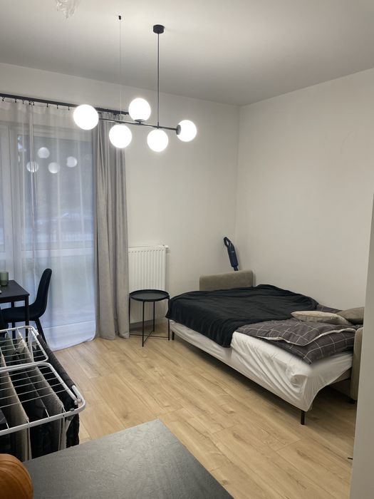 Przytulna kawalerka z ogrodkiem