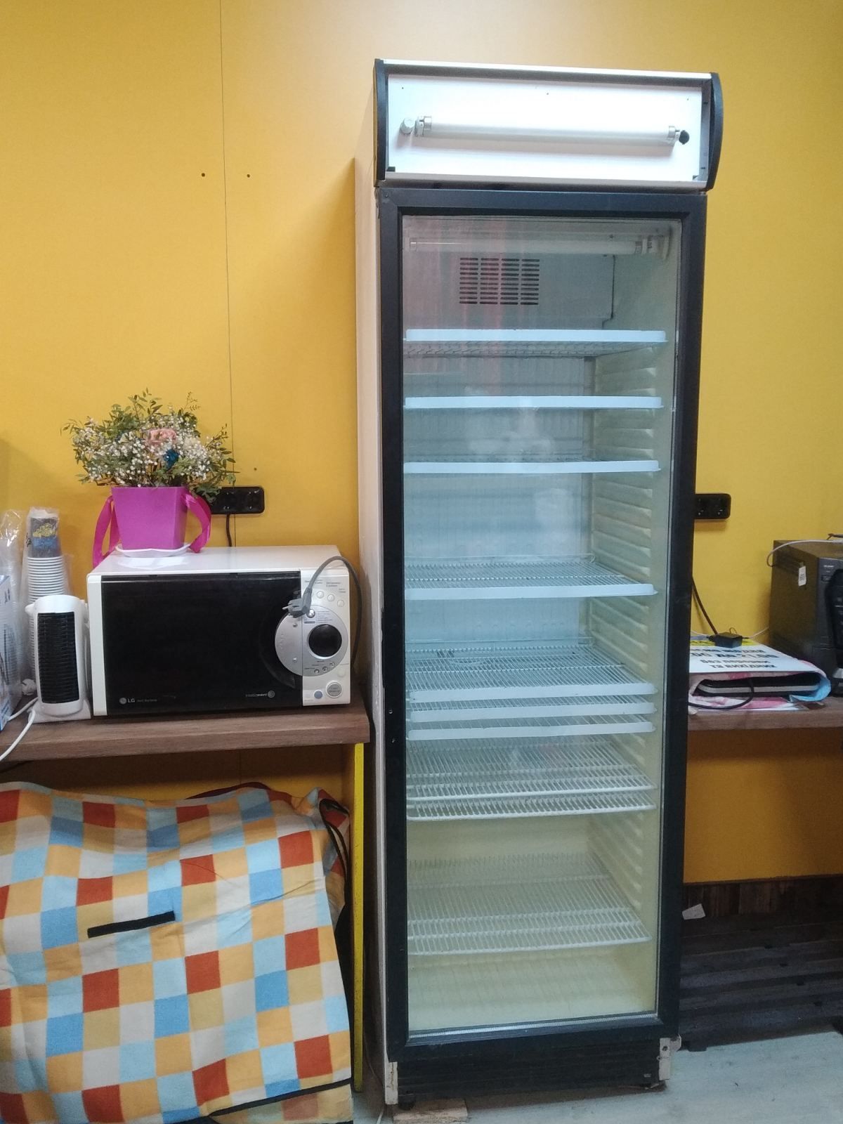 Холодильник торговий