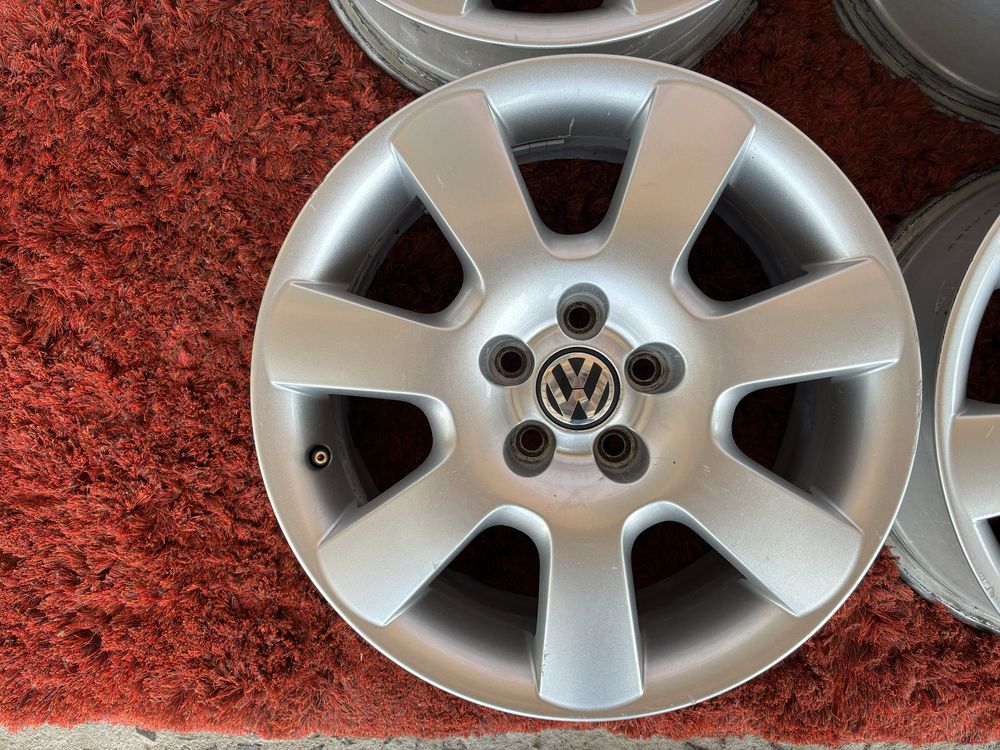 Original Volkswagen Golf Bora Skoda Octavia Fabia Seat R16 5x100