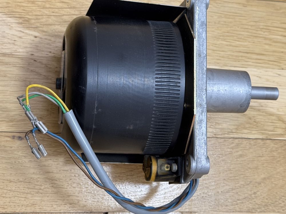 Silnik capstan motor Revox PR 99 i B 77 high speed (7,5/15 ips)