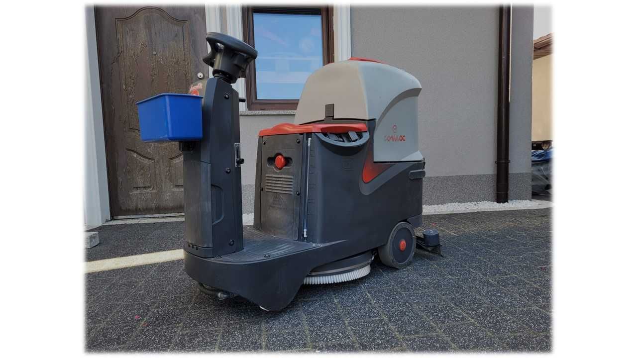 Maszyna sprzątająca Comac Innova 55 B nowe baterie