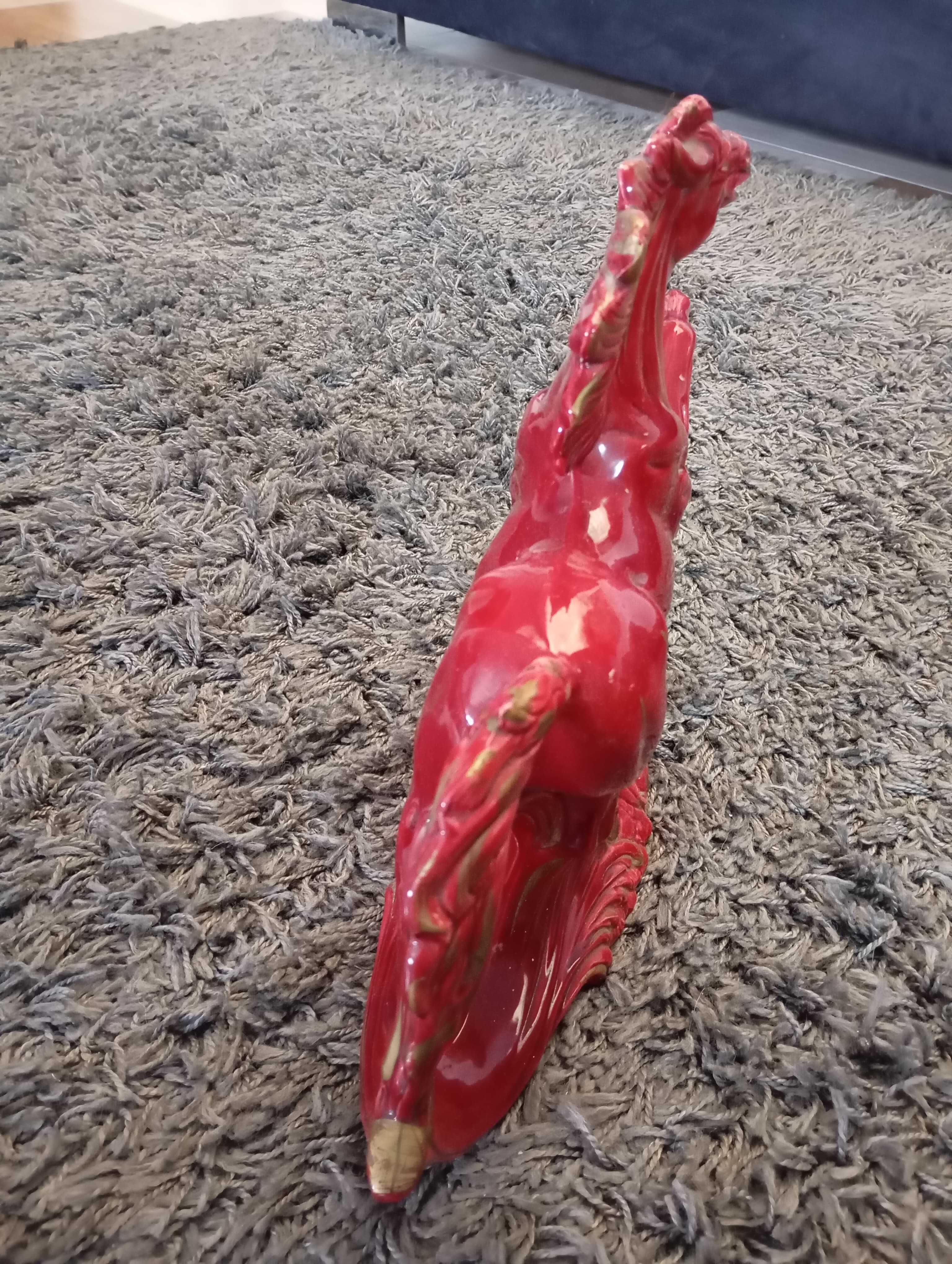 Cavalo e Cão em Cerâmica