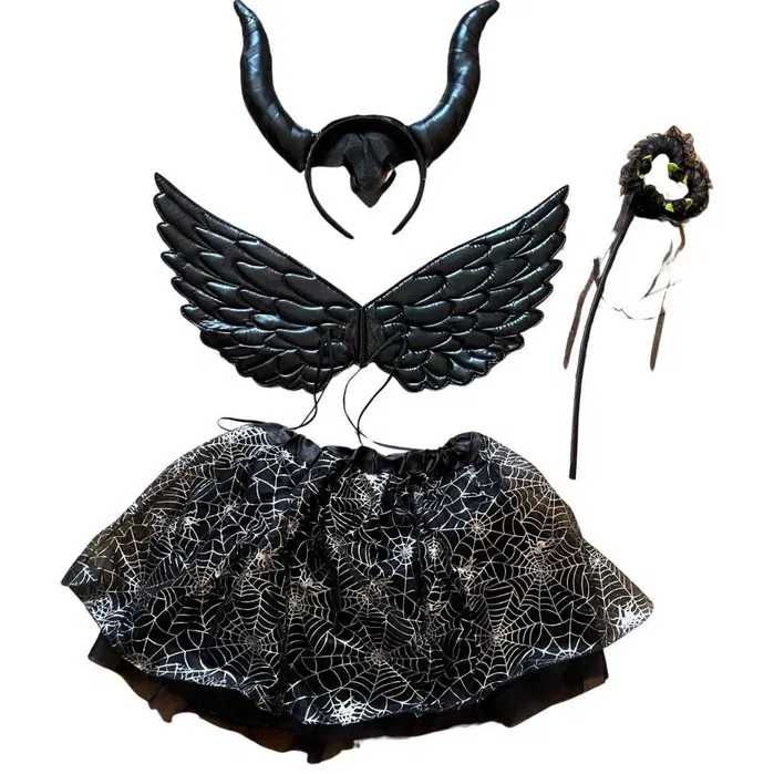 Strój czarownicy dla dziewczynki na bal andrzejkowy, karnawał