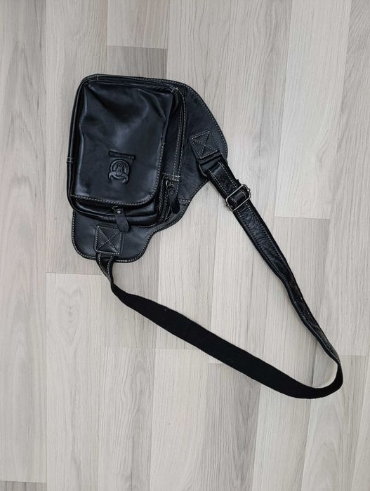 Сумка на плече шкіряна бананка BULLCAPTAIN