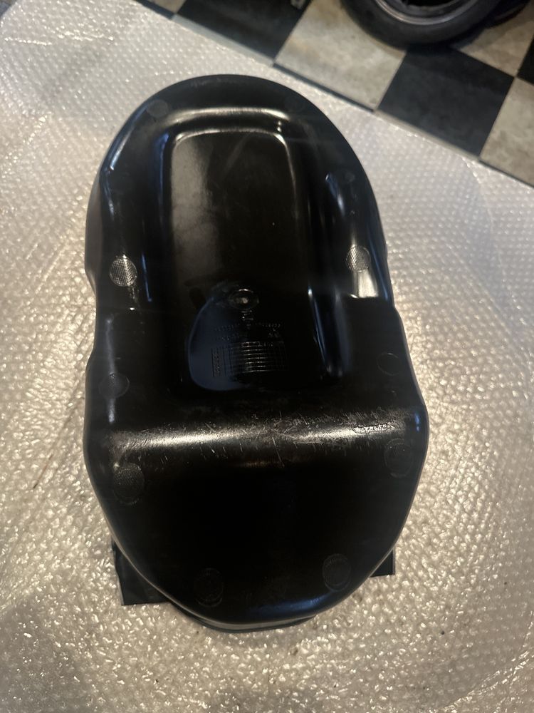 Vespa Gts 14-22 Schowek Pod Kanapę Kibel 1B000860 V656