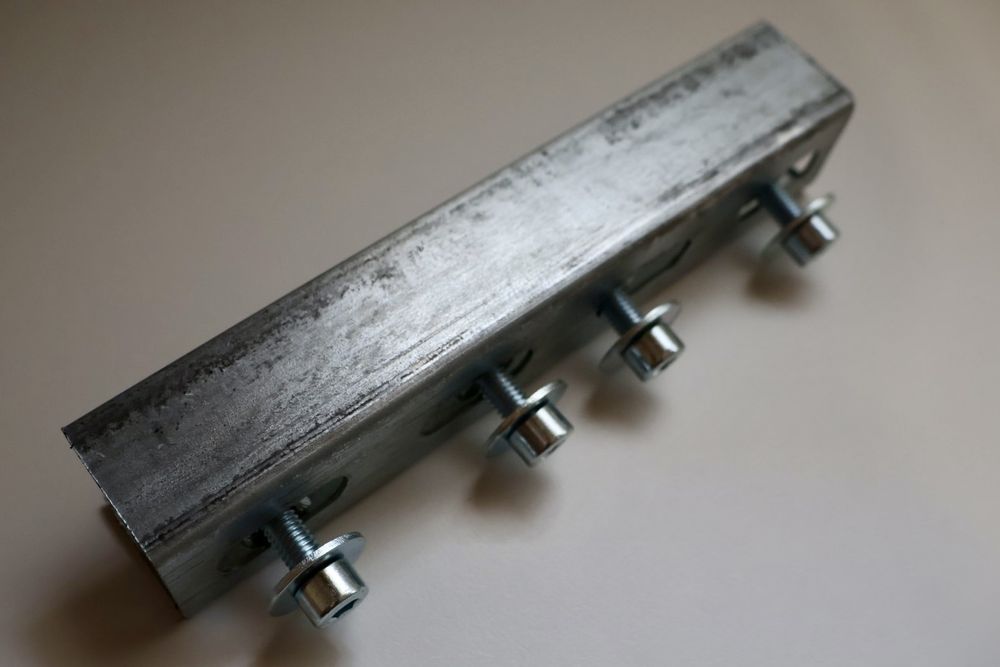 Кріплення для сонячних панелей