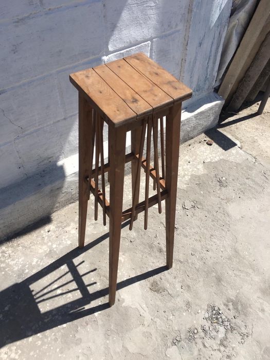 Подставка деревянная под цветы ( ручная работа)