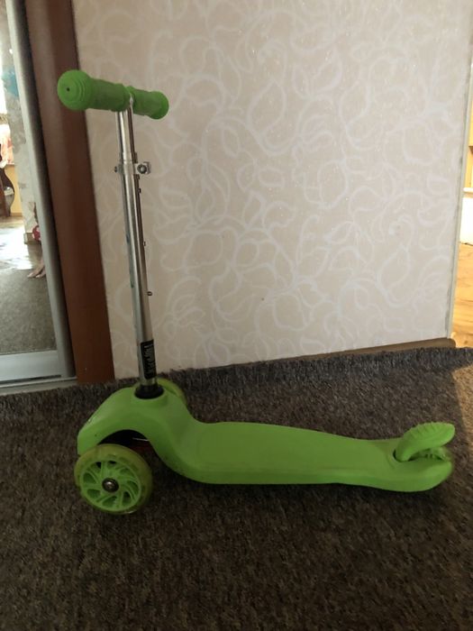 дитячий самокат