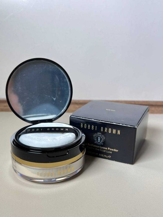 Пудра для обличчя Bobbi Brown Luxe Radiance Loose