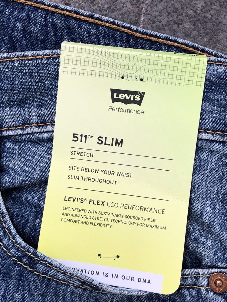 Новые джинсы Levis , 32х32.