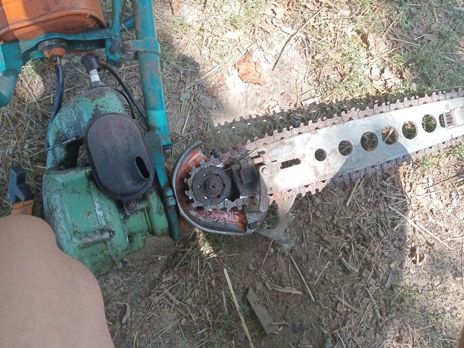 Продам бензопила дружба