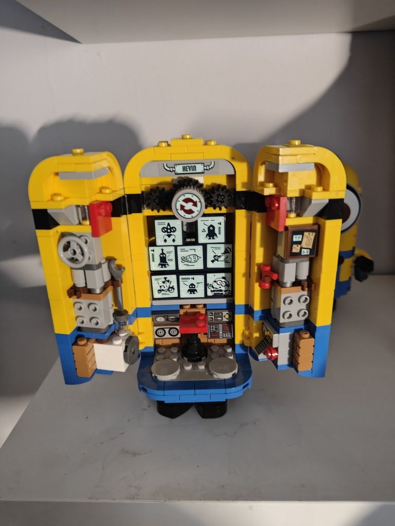 LEGO Minionki 75551