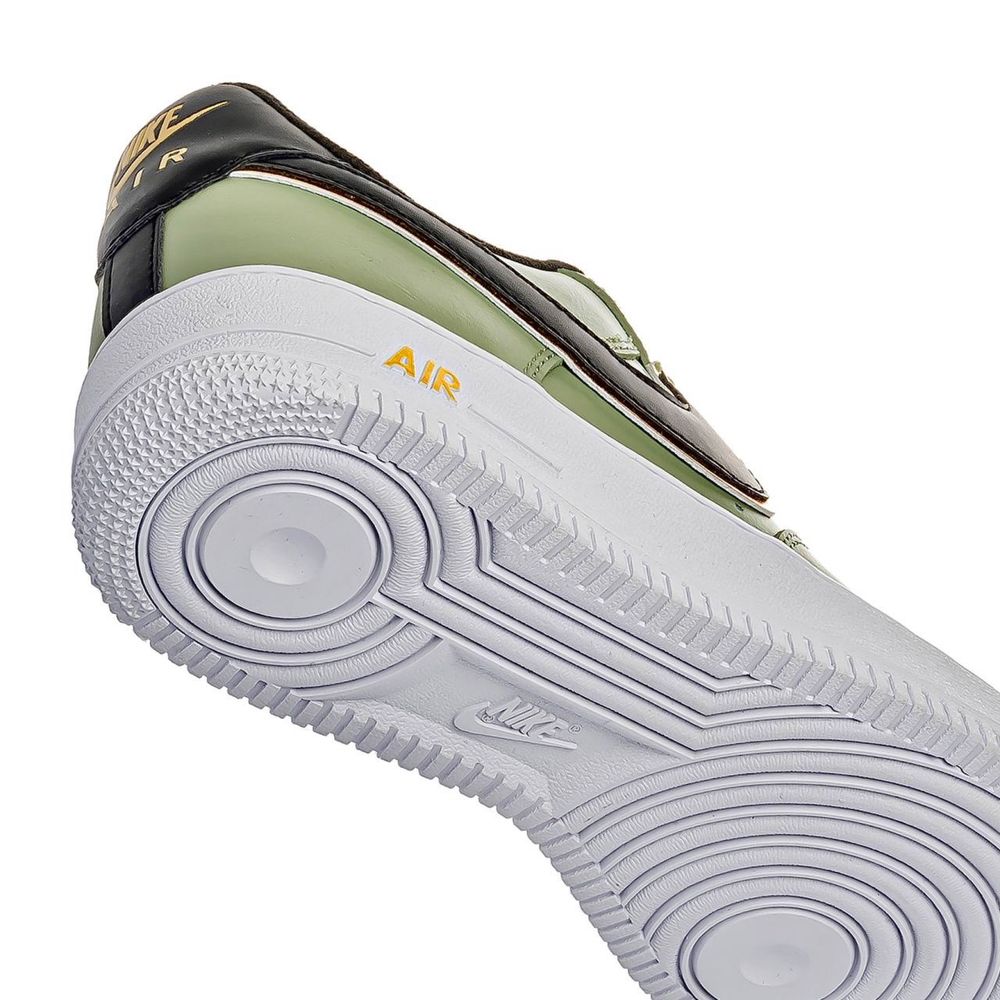 Оиигінальні кросівки Nike Air Force 1 '07 LV8 'Olive Gold Blacl