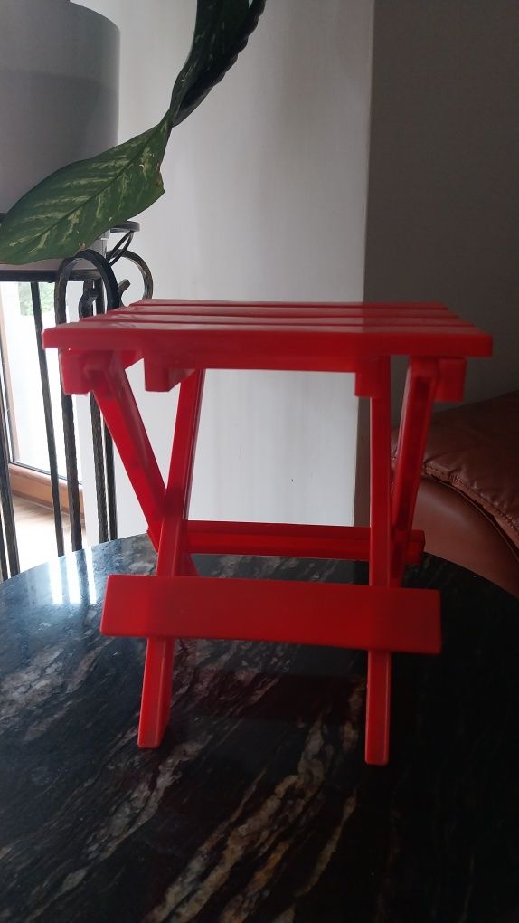 Stołek taboret składany.