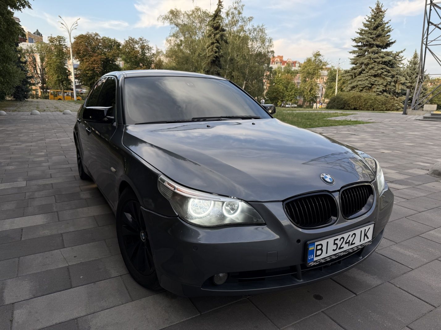 Продам автомобіль BMW 5 series E-60