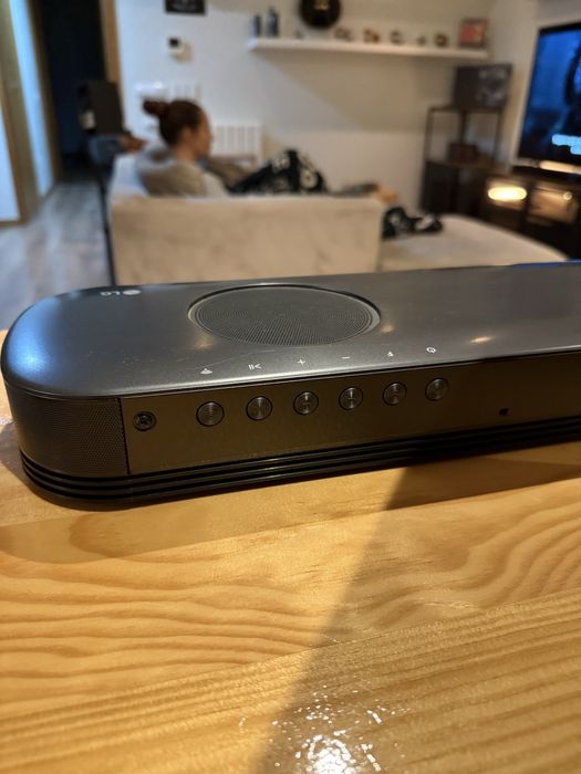 Soundbar LG SK9Y - Dolby Atmos | 5.1.2 Canais | 500W