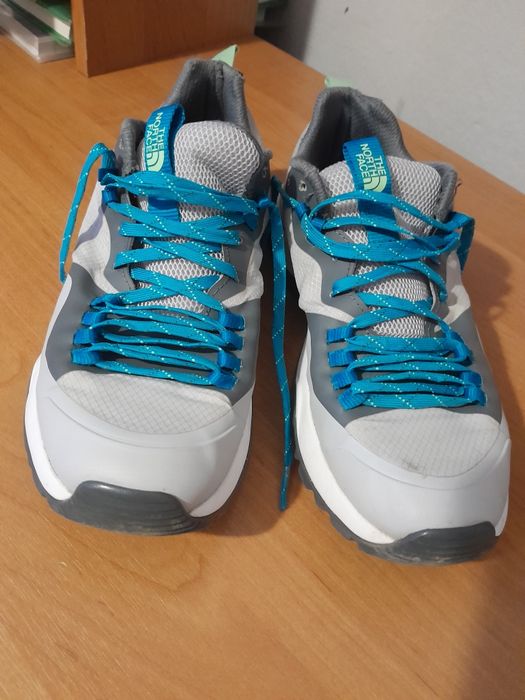 Продам кросівки The HORTH FACE