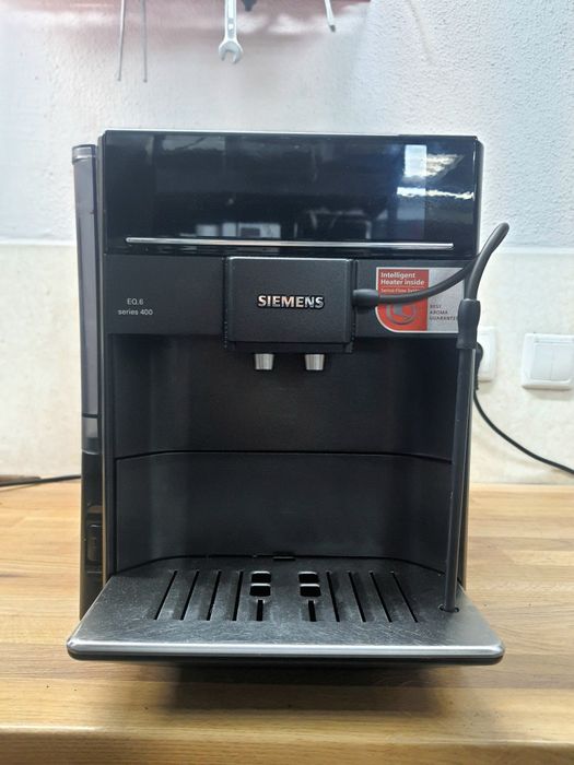 Siemens EQ6 S400 кавоварка