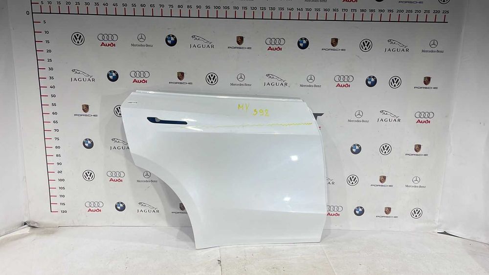 Двері задня права Tesla M3 MY 108148400g 108148400F 108148490F