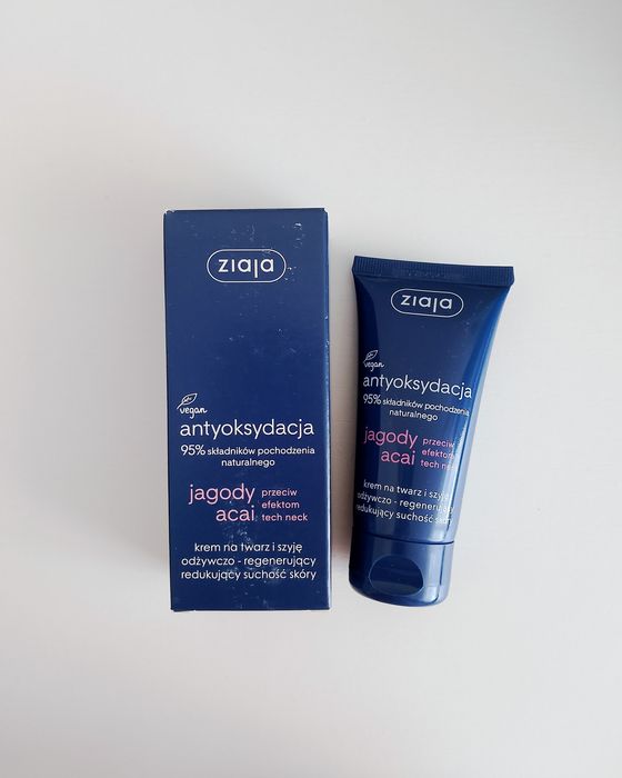 krem na twarz i szyję odżywczo-regenerujący Ziaja Antyoksydacja jagody