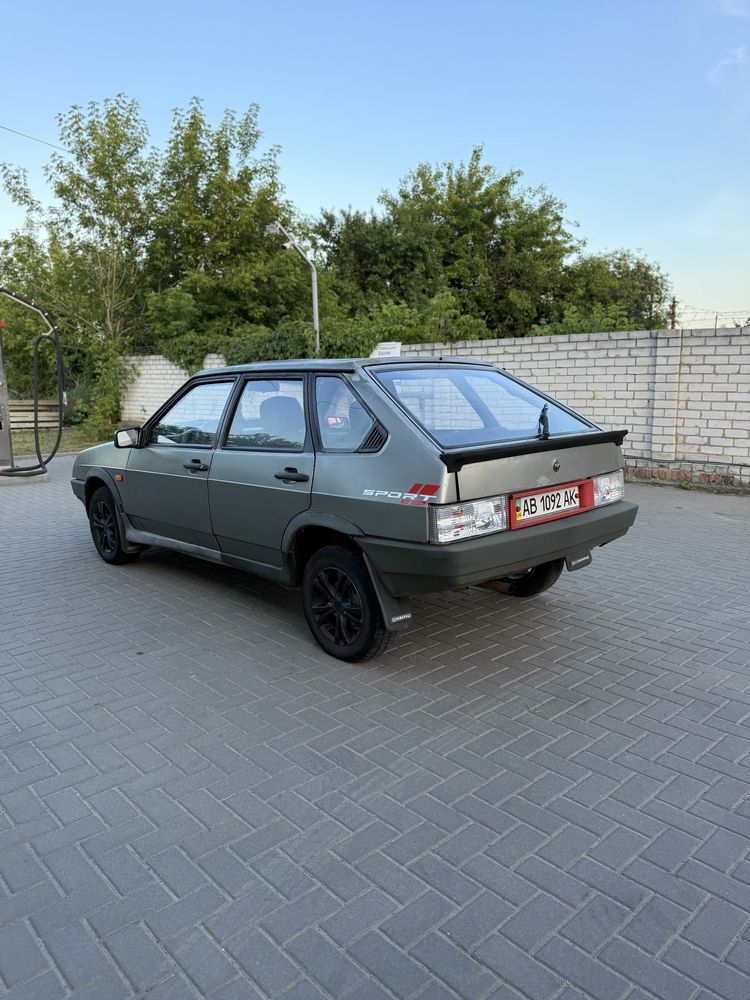 Авто Ваз 2109 експортна гарний стан